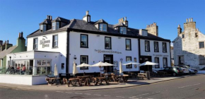  The Harbour House Sea front Hotel  Портпатрик